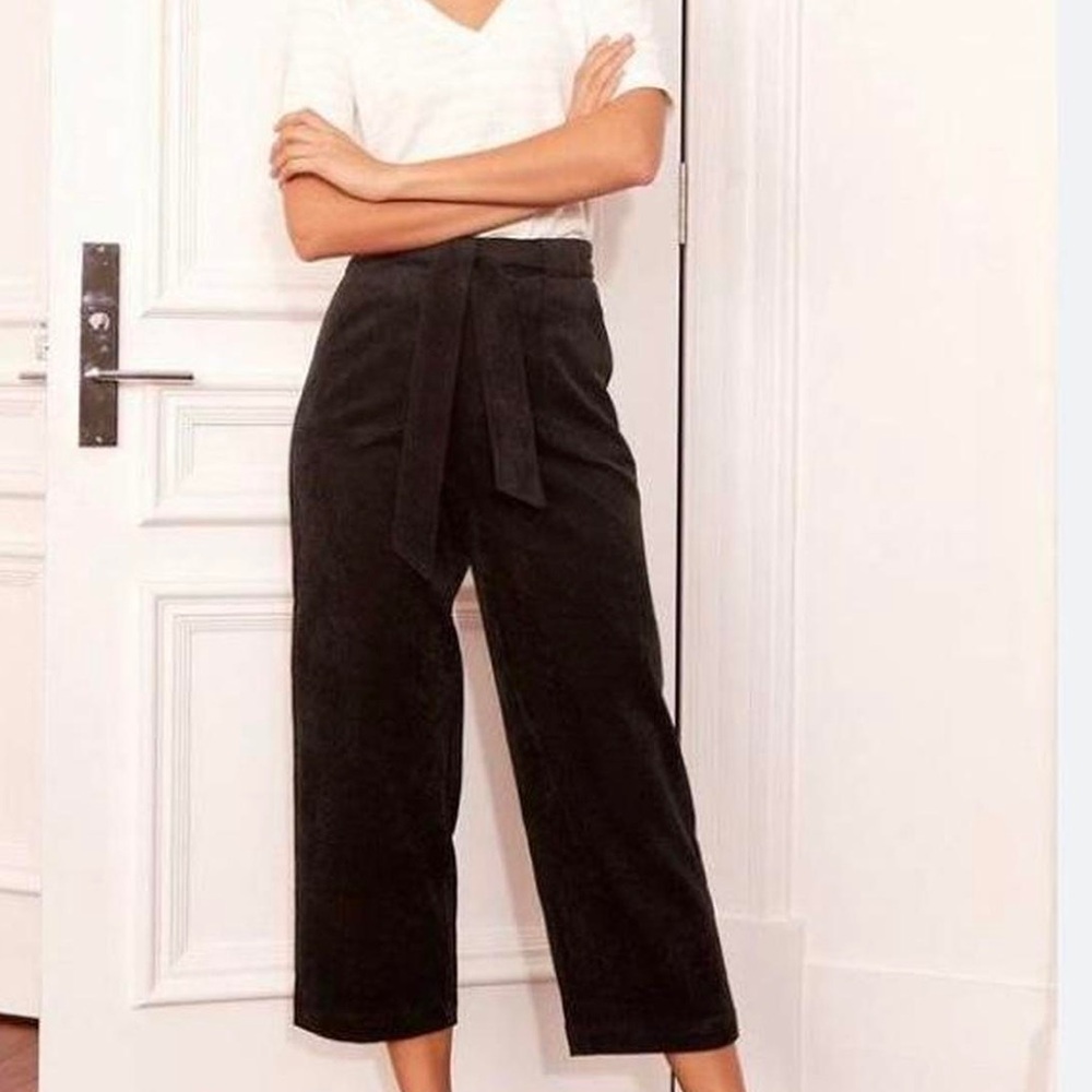 The Fifth Label Philosophy grey belted corduroy wide leg cropped pants.